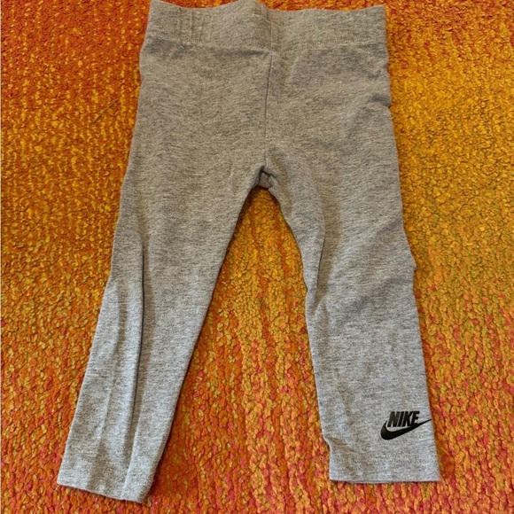 Athletic Baby leggings Nike & Puma 12-18m - Picture 3 of 5
